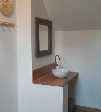 Homestay La Bretonniere, Longere Picarde *